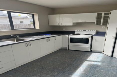 Photo of property in 11/11a Euston Street, Riccarton, Christchurch, 8041