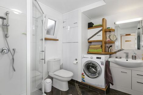 Photo of property in 26 Porterfield Street, Macandrew Bay, Dunedin, 9014