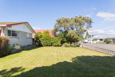 Photo of property in 14 Victoria Avenue, Dannevirke, 4930