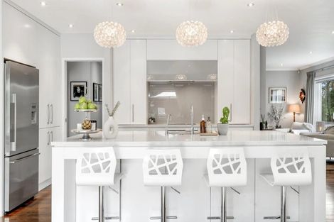 Photo of property in 11 Holly Way, Sunnyhills, Auckland, 2010