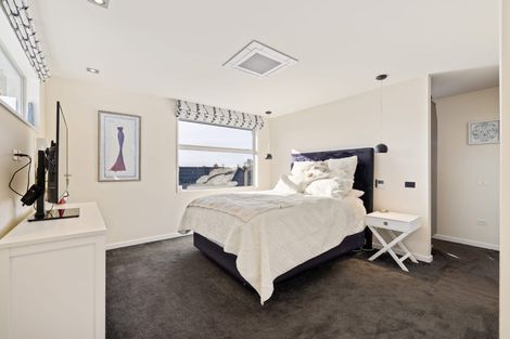 Photo of property in 153a Centaurus Road, Saint Martins, Christchurch, 8022