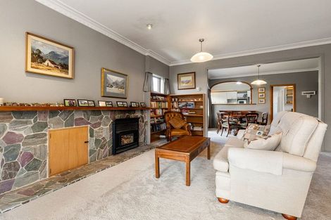 Photo of property in 24 Queen Street, Cambridge, 3434