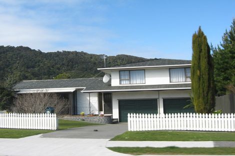 Photo of property in 74 Hall Street, Cobden, Greymouth, 7802