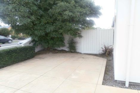 Photo of property in 150 Avonhead Road, Avonhead, Christchurch, 8042