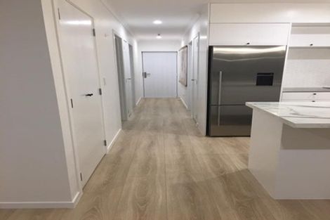 Photo of property in 8a Awanui Street, Merrilands, New Plymouth, 4312