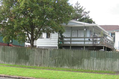 Photo of property in 1/24 Captain Scott Road, Glen Eden, Auckland, 0602
