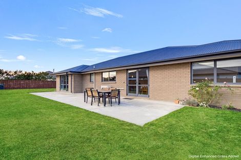 Photo of property in 12 Lloyds Close, Rolleston, 7614
