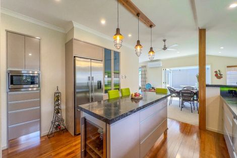 Photo of property in 152 Brunton Crescent, Thames, 3500