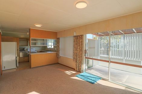 Photo of property in 30 Avenue Road, Foxton, 4814