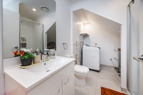 Photo of property in 4/20 Bader Drive, Mangere, Auckland, 2022