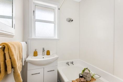 Photo of property in 27 Mckillop Street, Ranui, Porirua, 5024