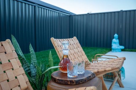 Photo of property in 2 Glenvale Place, Pyes Pa, Tauranga, 3112