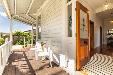 Photo of property in 49 Te Aute Road, Havelock North, 4130