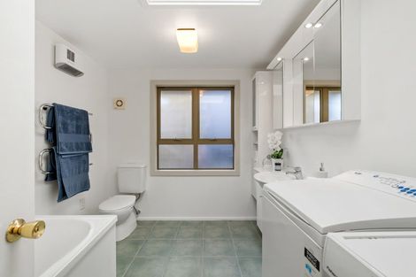 Photo of property in 7 Woodford Way, Crofton Downs, Wellington, 6035