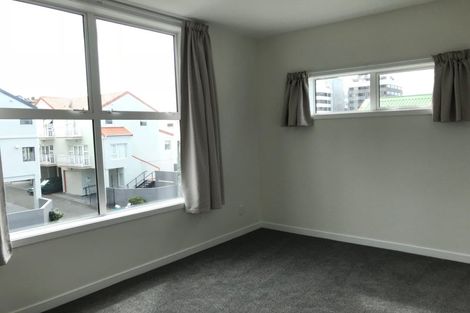 Photo of property in 305 The Terrace, Te Aro, Wellington, 6011