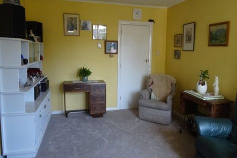 Photo of property in 53 Hampden Street, Picton, 7220