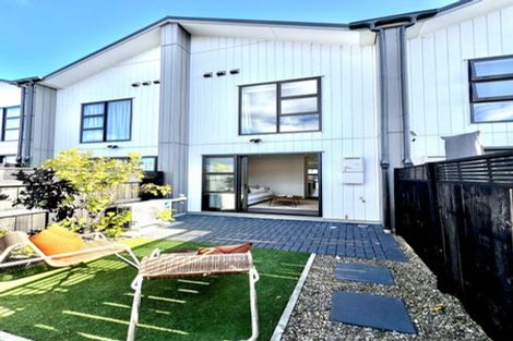 Photo of property in 60 Manarini Road, Westgate, Auckland, 0614