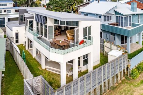 Photo of property in 218a Beverley Terrace, Whangamata, 3620