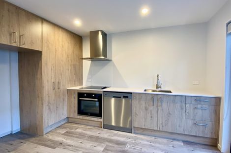 Photo of property in 4/50 Hills Road, Edgeware, Christchurch, 8013