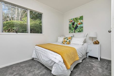 Photo of property in 5 Caram Place, Birkenhead, Auckland, 0626