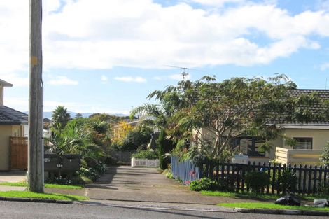 Photo of property in 2/134 Bucklands Beach Road, Bucklands Beach, Auckland, 2012