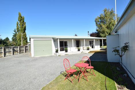 Photo of property in 35 Tekapo Drive, Twizel, 7901