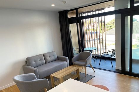 Photo of property in Frank Sargeson Apts, 104/74 Anzac Street, Takapuna, Auckland, 0622