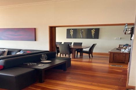 Photo of property in 17 Palliser Road, Roseneath, Wellington, 6011