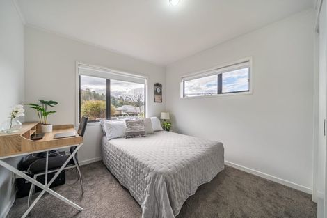 Photo of property in 7 Diamond Grove, Brown Owl, Upper Hutt, 5018