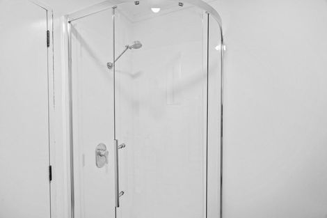 Photo of property in 2/302a Ilam Road, Burnside, Christchurch, 8053