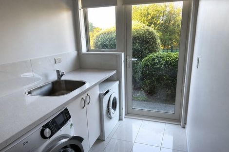 Photo of property in 3 Donovan Place, Aidanfield, Christchurch, 8025