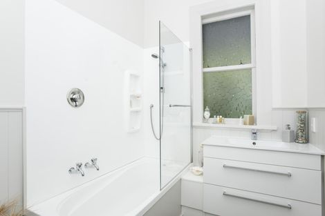 Photo of property in 30 Hurahura Road, Inner Kaiti, Gisborne, 4010