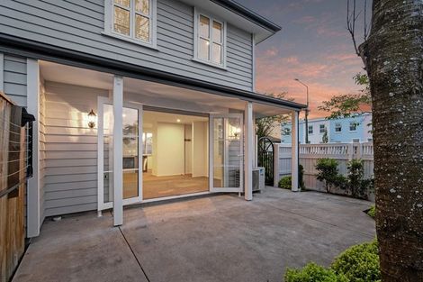 Photo of property in 2/285 Selwyn Street, Spreydon, Christchurch, 8024