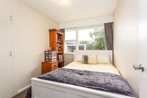 Photo of property in 16 Greenfield Place, Mairehau, Christchurch, 8052