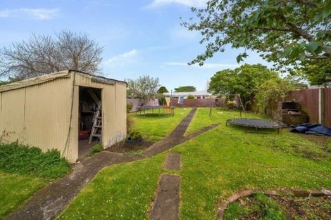 Photo of property in 21 Disraeli Street, Hawera, 4610