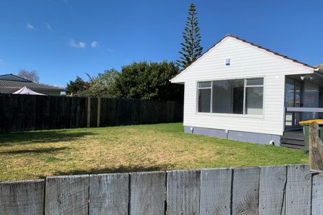Photo of property in 8a Frank Hewitt Street, Pukekohe, 2120