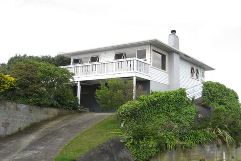 Photo of property in 10 Crownhill Street, Spotswood, New Plymouth, 4310