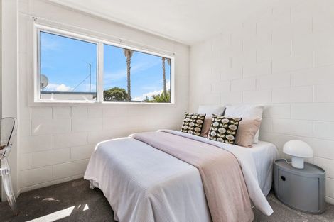 Photo of property in 9/72 Kitchener Road, Milford, Auckland, 0620