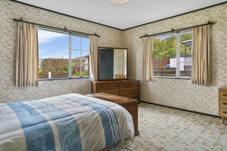 Photo of property in 11b Reeves Road, Acacia Bay, Taupo, 3330