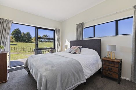 Photo of property in 2/504 Mapara Road, Acacia Bay, Taupo, 3385