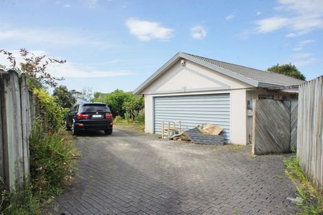 Photo of property in 6 Waylen Place, Burswood, Auckland, 2013