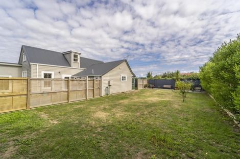 Photo of property in 99 Jellicoe Street, Martinborough, 5711