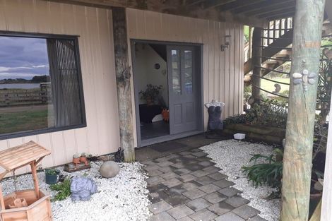 Photo of property in 97b Te Mahoe Road, Mokau, 4376