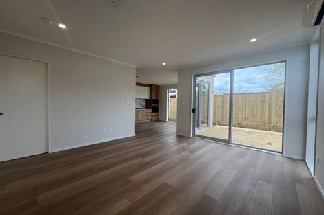 Photo of property in 109 Prince Regent Drive, Half Moon Bay, Auckland, 2012