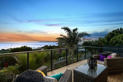 Photo of property in 13 Karekare Road, Raumati South, Paraparaumu, 5032