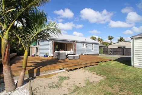 Photo of property in 7 Buchanan Road, Kingseat, Papakura, 2580