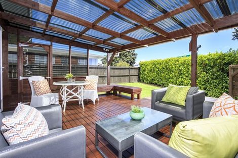 Photo of property in 1/344 Lake Road, Hauraki, Auckland, 0622