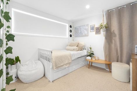 Photo of property in 5 Ringi Lane, Orewa, 0931