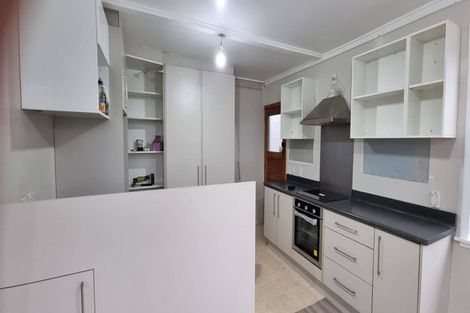 Photo of property in 21 Wheatley Street, Naenae, Lower Hutt, 5011