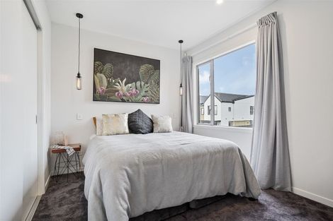Photo of property in 12/28 Nevill Road, Hobsonville, Auckland, 0616